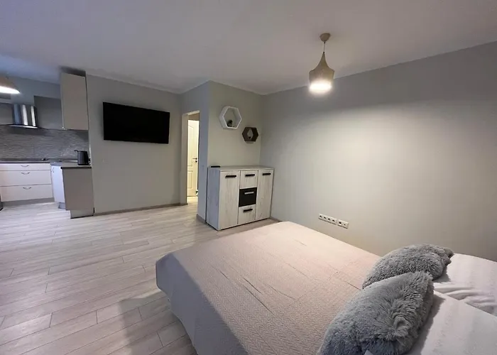 Dzīvoklis Beautiful Great Location Free Parking *