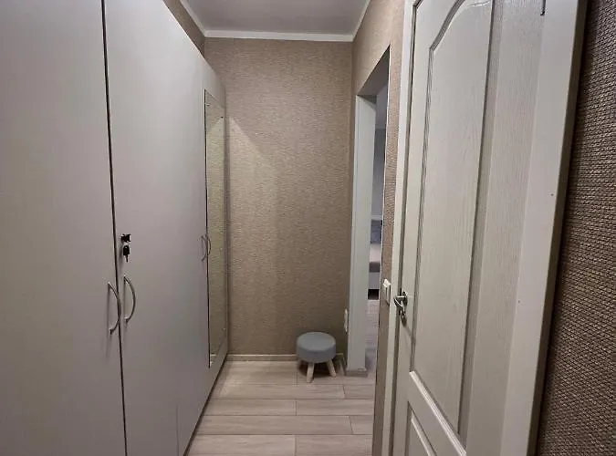 Апартаменты Beautiful Great Location Free Parking